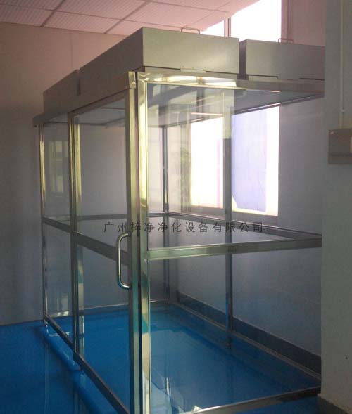 潔凈棚FFU的箱體和高效過濾器采用分體式設計,安裝,更換高效更方便。