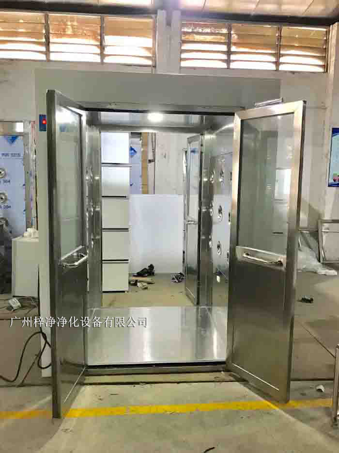 風(fēng)淋室的吹淋時(shí)間通常在15-30秒之間